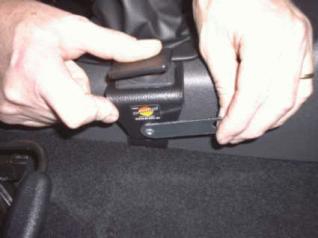 Brodit ProClip 830515, Mittelkonsole f�r Mazda Premacy (Bj. 2000-2004, Lenkrad links) Bild 2