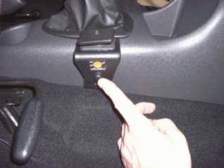 Brodit ProClip 830515, Mittelkonsole f�r Mazda Premacy (Bj. 2000-2004, Lenkrad links) Bild 3