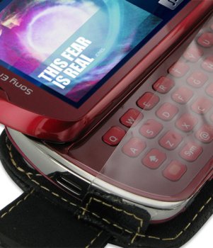 EIXO Ledertasche Flip Style f�r SonyEricsson Xperia Pro Produktbild 3