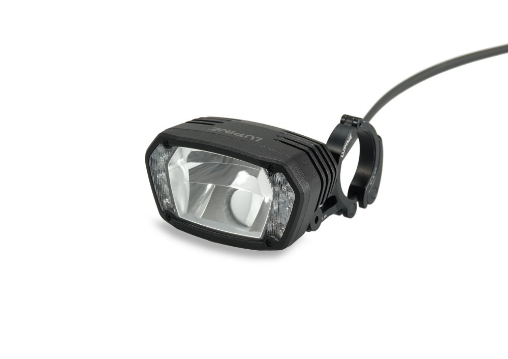 Produktbild von Lupine SL AX StVZO Lampenkopf, Lenkerhalter 31.8mm, LED Fahrradlampe, 2200 Lumen, Bluetooth Fernbedienung, (ohne Akku)