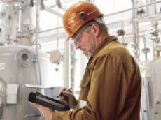 der Getac E100 Standard im Einsatz bei der Versorgerindustrie