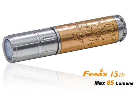 Produktbild von Fenix 15th - Jubiläums-LED-Taschenlampe mit 85 Lumen inkl. AAA Batterie