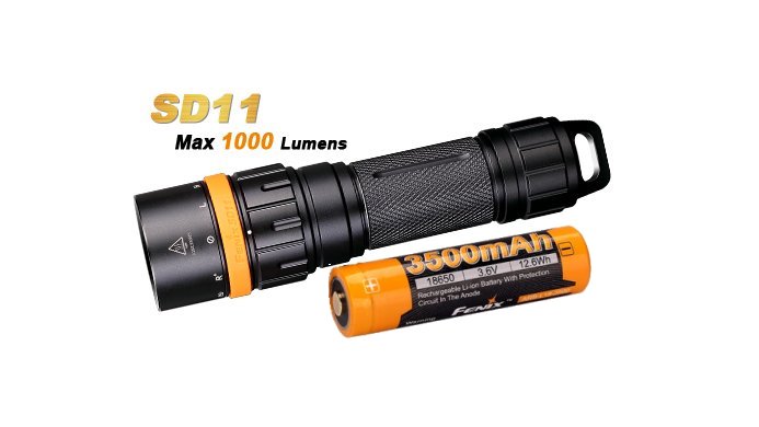 Produktbild von Fenix SD11 - LED Taucherlampe, 100m Unterwasser, 1000 Lumen inkl. 3500 mAh Akku