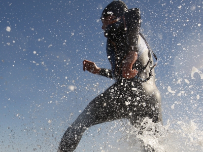 Wassersportler mit der Garmin fenix 5