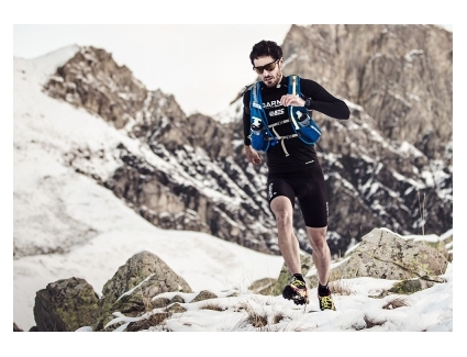 Lufer trainiert im Schnee mit der Garmin fenix 5X