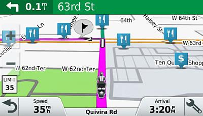 Navigationshinweise erfolgen anhand von POIs oder markanter Gel�ndedaten