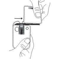 Lederdeckel vorsichtig entlang der Flex Schiene zur Seite ziehen