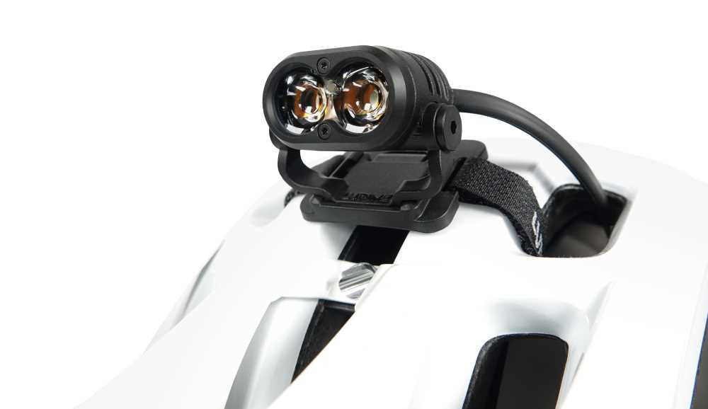 Produktbild von Lupine Piko R4 Helmlampe mit 2100 Lumen, 3.5 Ah HardCase Akku (FastClick) + Bluetooth Fernbedienung
