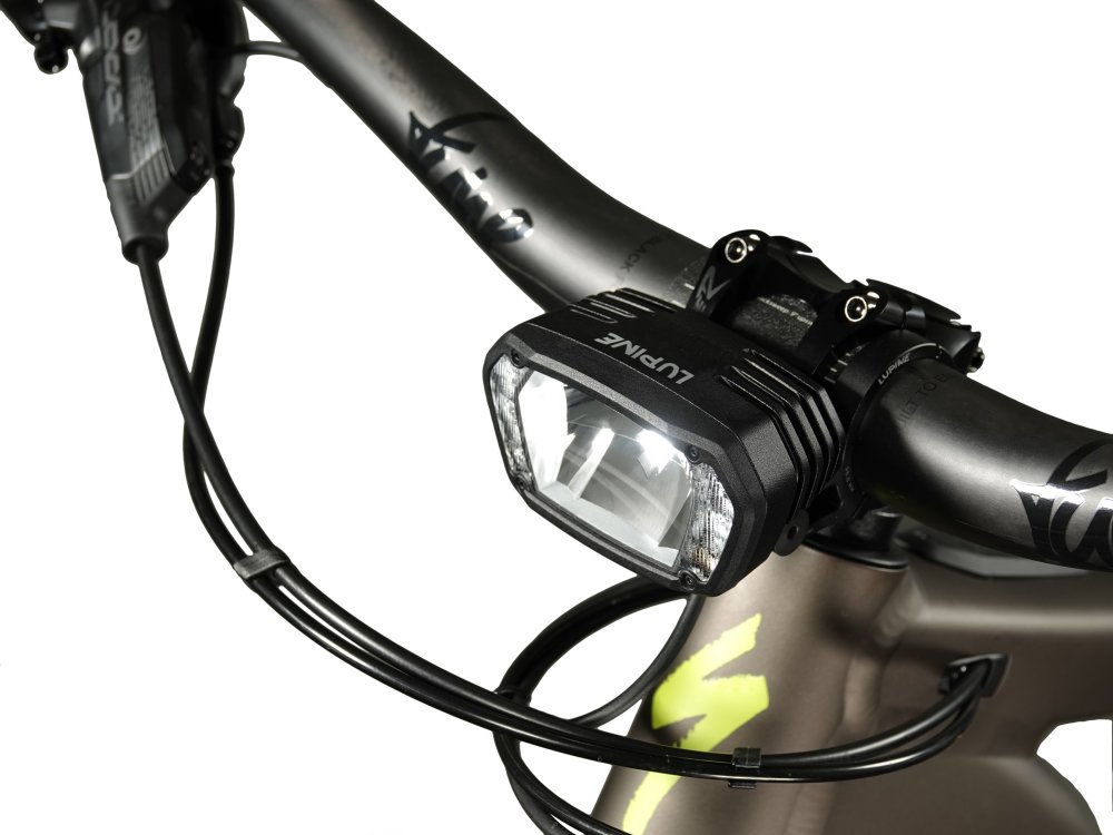Produktbild von Lupine SL X 25 für E-Bikes Brose, Lenkerhalter 35mm, LED Fahrradlampe, 1800 Lumen, Fernbedienung